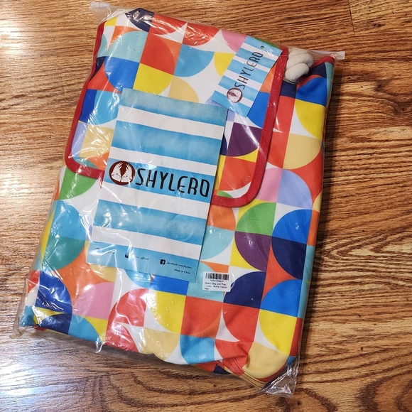 NWT Family Sized Beach Bag / Pool Bag / Beach Tote - Picture 2 of 4